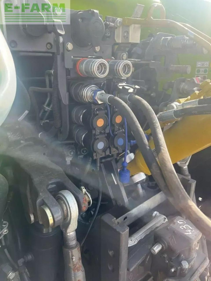 CLAAS arion 430 cis+ - Tractor: foto 3 CLAAS arion 430 cis+ - Tractor: foto 3