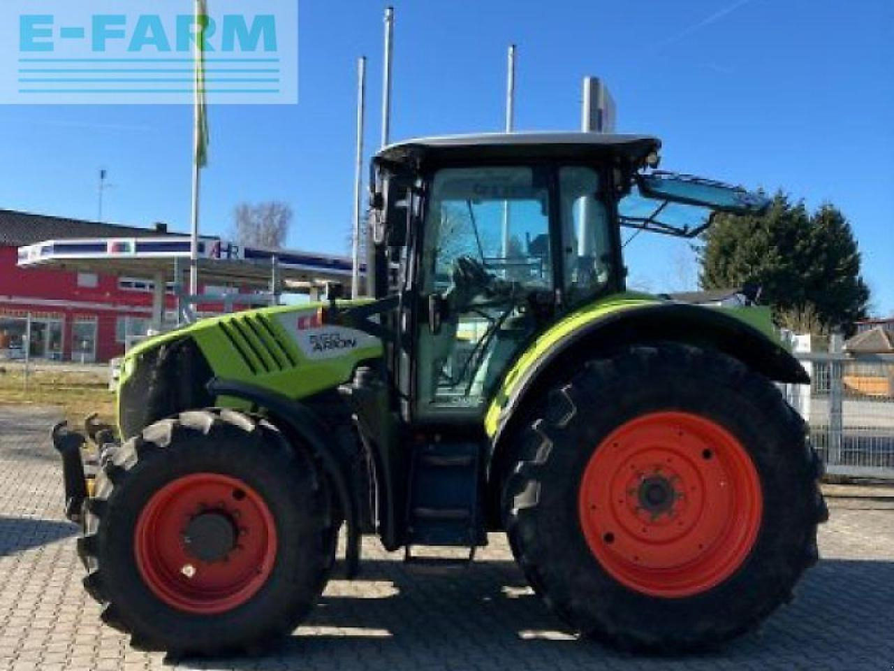 CLAAS arion 550 cmatic cebis CMATIC - Tractor: foto 3 CLAAS arion 550 cmatic cebis CMATIC - Tractor: foto 3