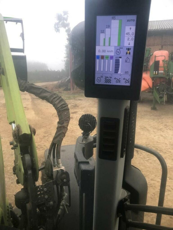 CLAAS arion 610 cmatic - Tractor: foto 5 CLAAS arion 610 cmatic - Tractor: foto 5
