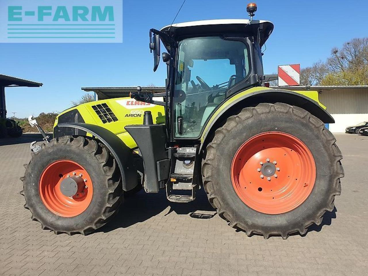 CLAAS arion 650 cis + - Tractor: foto 1 CLAAS arion 650 cis + - Tractor: foto 1