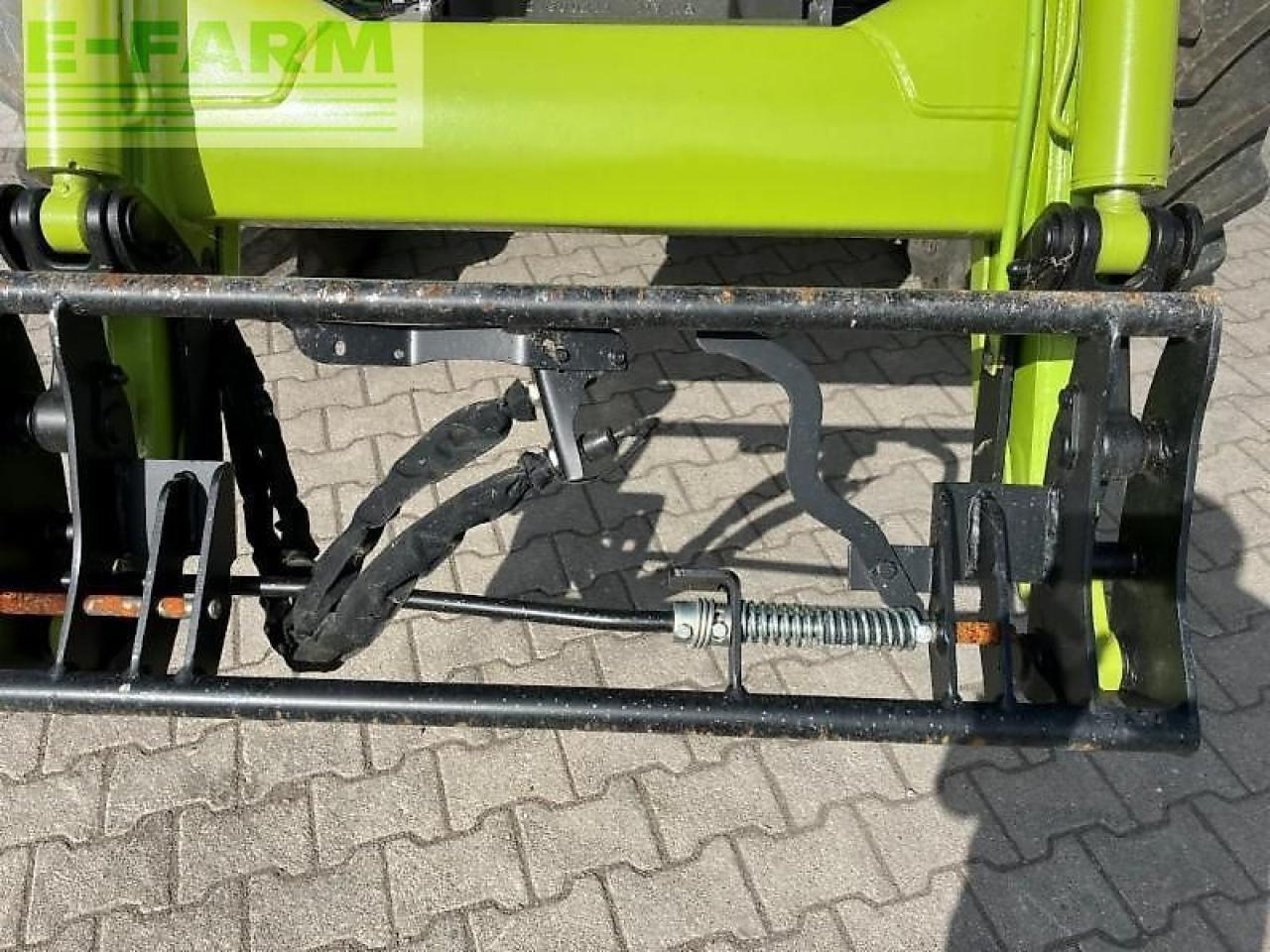 CLAAS arion 650 st4 hexa - Tractor: foto 4 CLAAS arion 650 st4 hexa - Tractor: foto 4