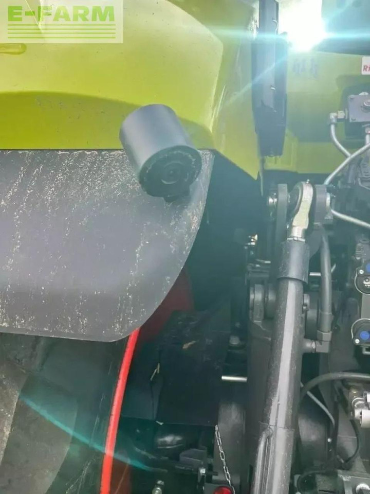 Tractor CLAAS axio 960: foto 14 Tractor CLAAS axio 960: foto 14