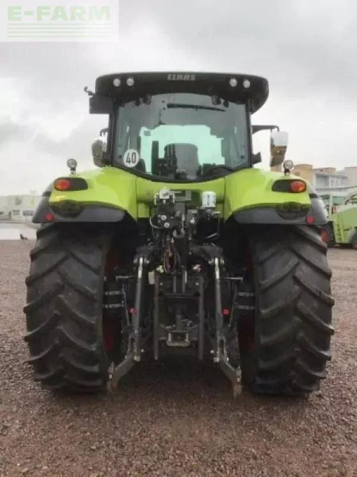 CLAAS axion 810 - Tractor: foto 5 CLAAS axion 810 - Tractor: foto 5