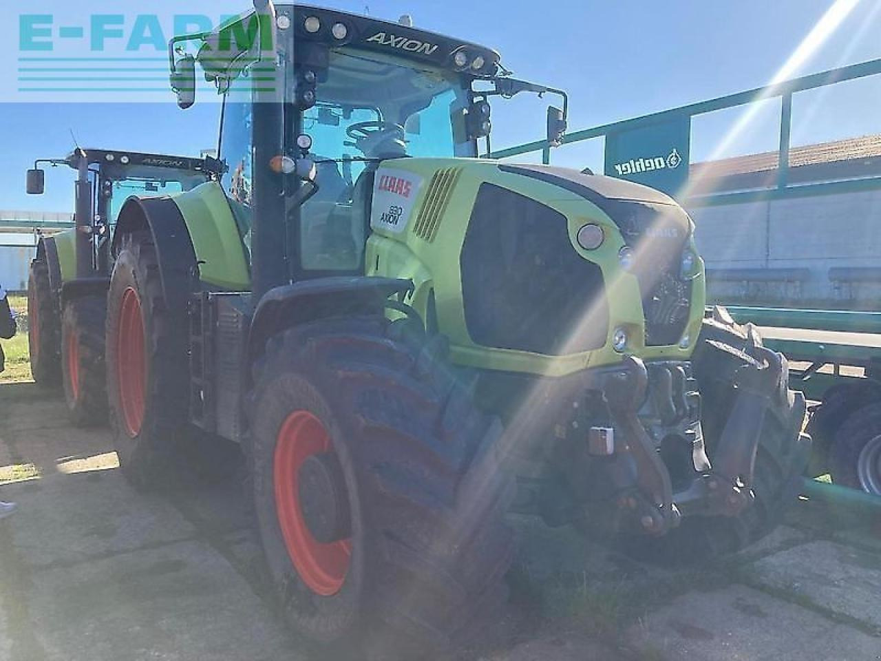 CLAAS axion 830 - Tractor: foto 1 CLAAS axion 830 - Tractor: foto 1