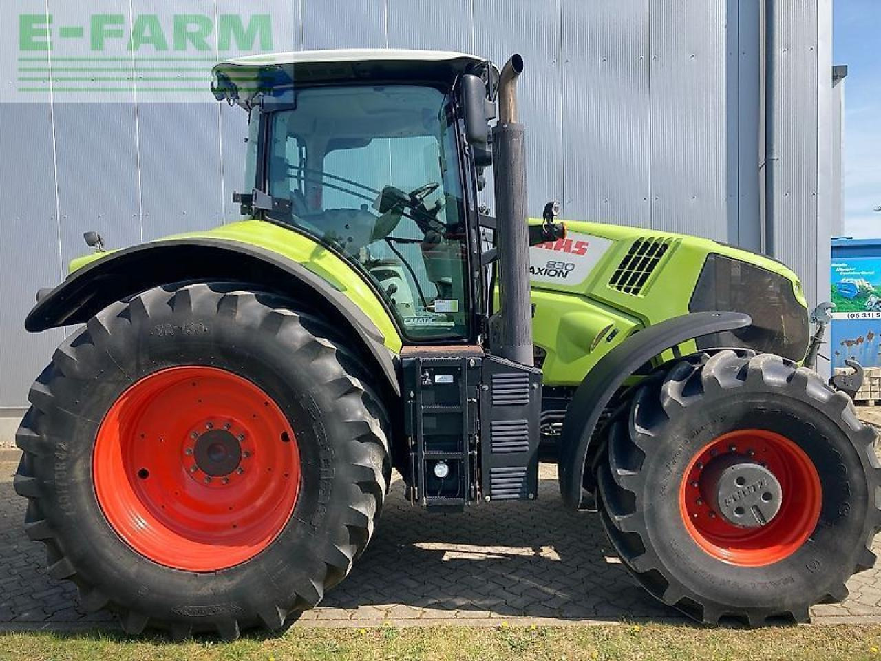 CLAAS axion 830 cmatic CMATIC - Tractor: foto 2 CLAAS axion 830 cmatic CMATIC - Tractor: foto 2