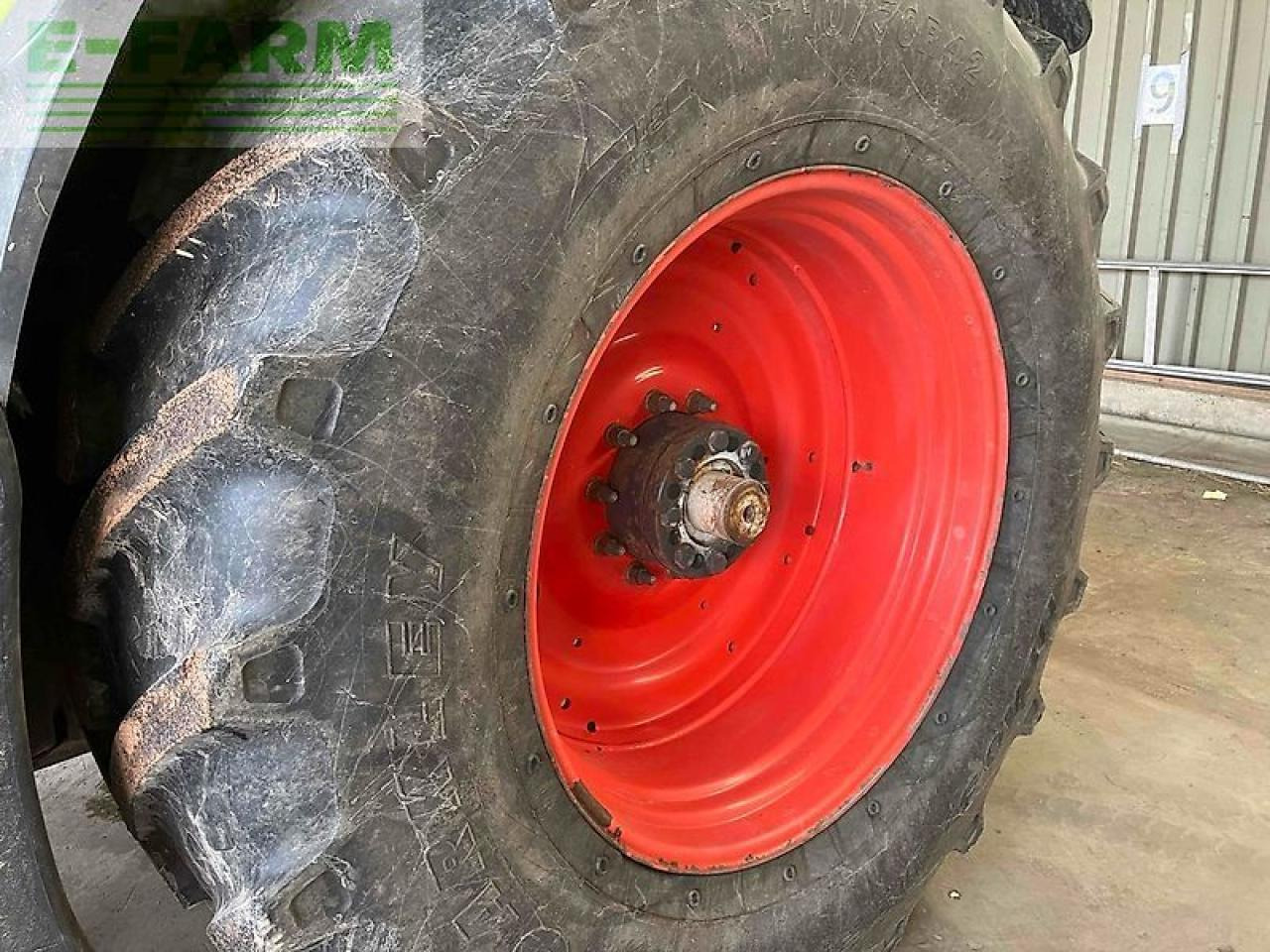 CLAAS axion 830 cmatic CMATIC - Tractor: foto 4 CLAAS axion 830 cmatic CMATIC - Tractor: foto 4