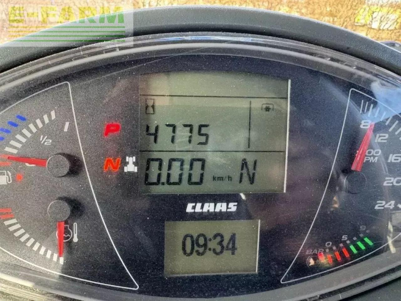 Tractor CLAAS axion 850 cmatic CMATIC: foto 15