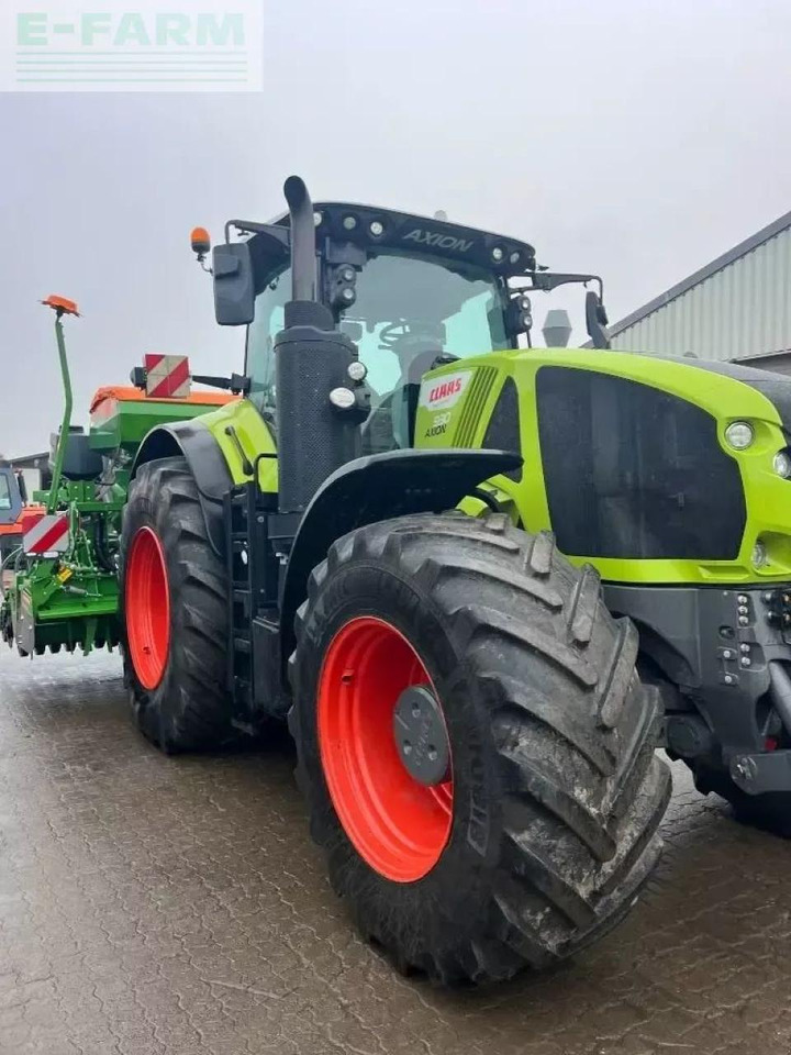 CLAAS axion 930 - Tractor: foto 2 CLAAS axion 930 - Tractor: foto 2