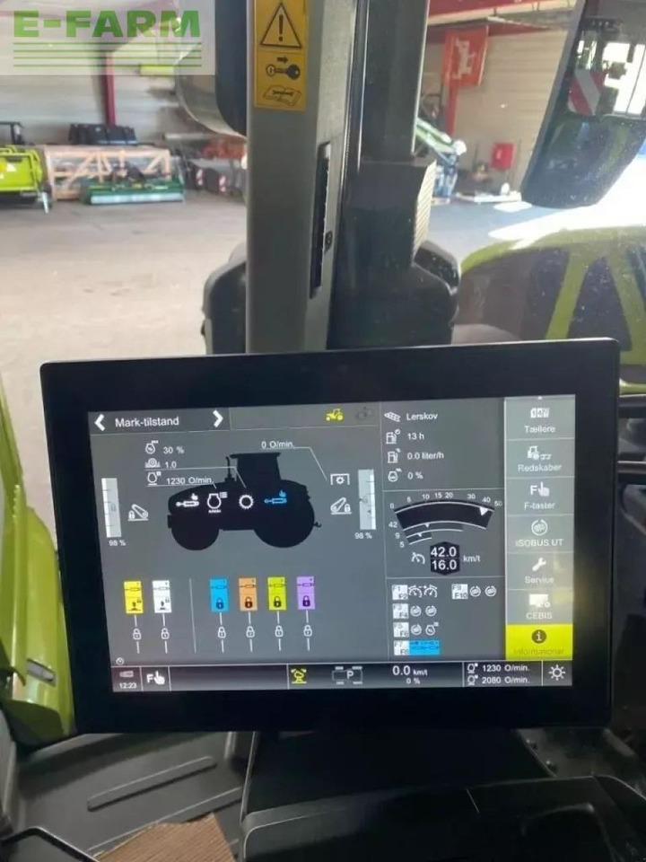 CLAAS axion 940 cmatic - Tractor: foto 2 CLAAS axion 940 cmatic - Tractor: foto 2