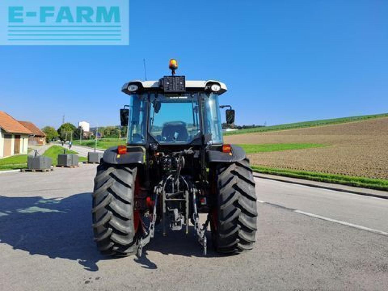 CLAAS axos 240 - Tractor: foto 4 CLAAS axos 240 - Tractor: foto 4