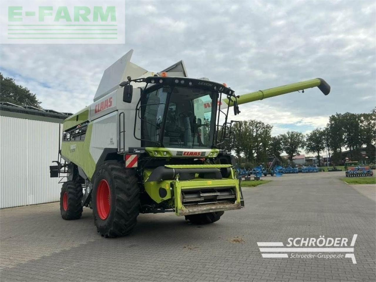 CLAAS lexion 6800 + vario 1080 (inkl. raps) - Cosechadora de granos: foto 2 CLAAS lexion 6800 + vario 1080 (inkl. raps) - Cosechadora de granos: foto 2