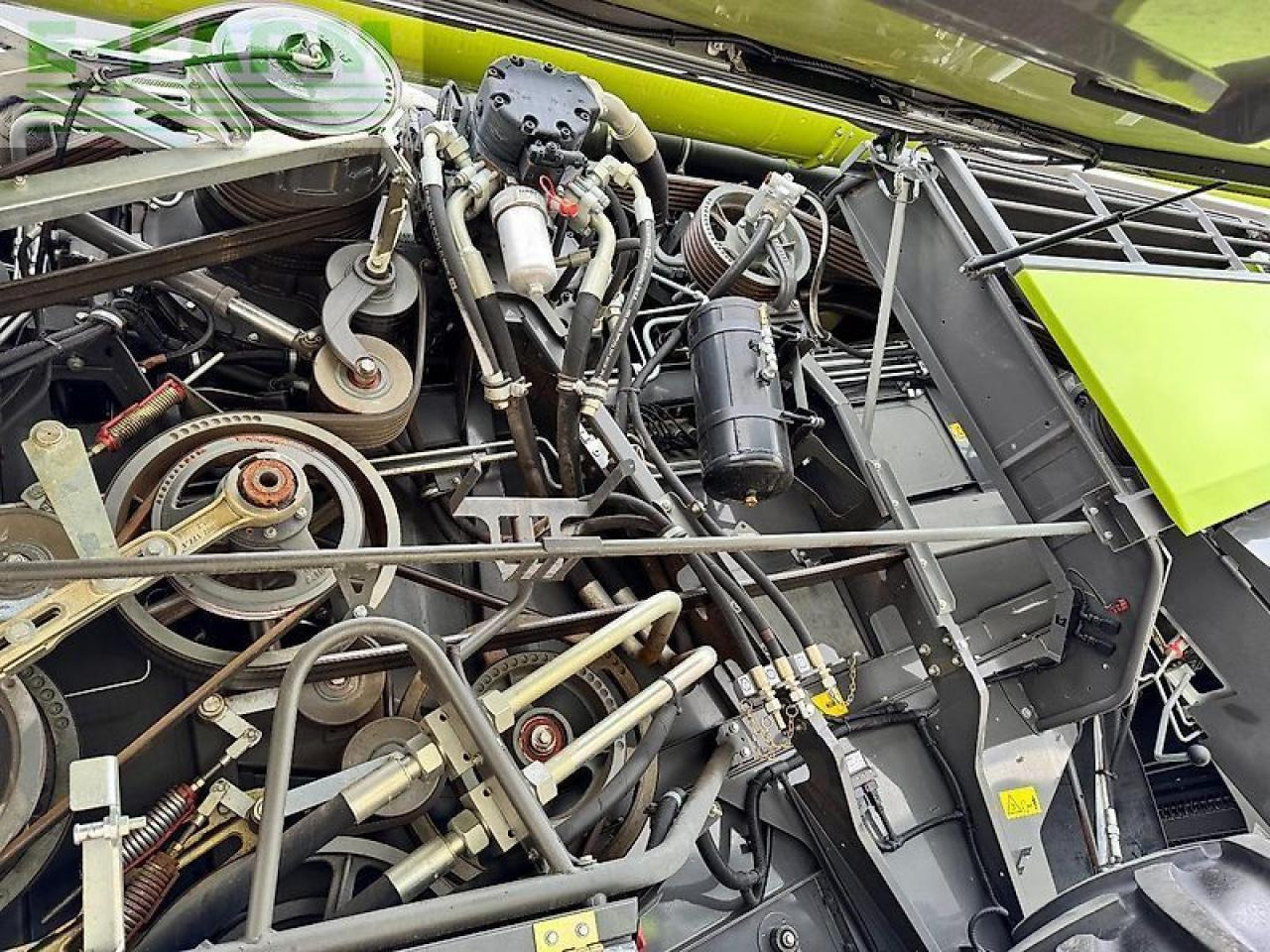 CLAAS lexion 8700 tt - Cosechadora de granos: foto 3 CLAAS lexion 8700 tt - Cosechadora de granos: foto 3