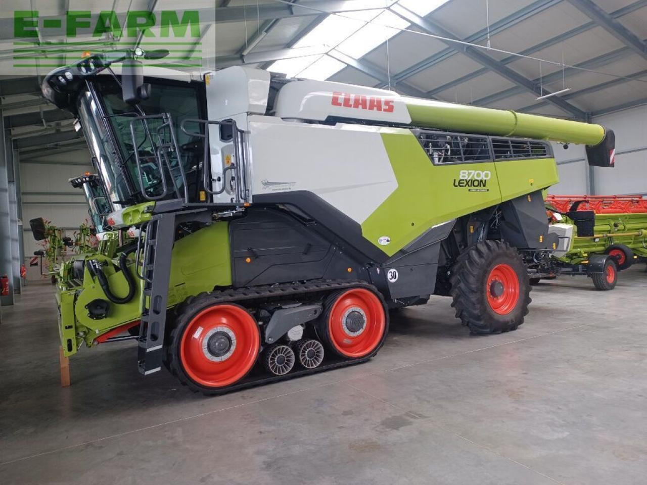 CLAAS lexion 8700 tt terratrac + v 1230 - Cosechadora de granos: foto 1 CLAAS lexion 8700 tt terratrac + v 1230 - Cosechadora de granos: foto 1