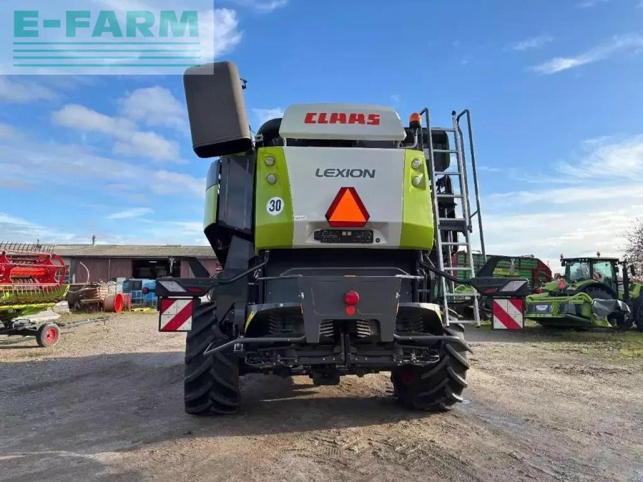 CLAAS lexion 8800 4wd - Cosechadora de granos: foto 5 CLAAS lexion 8800 4wd - Cosechadora de granos: foto 5