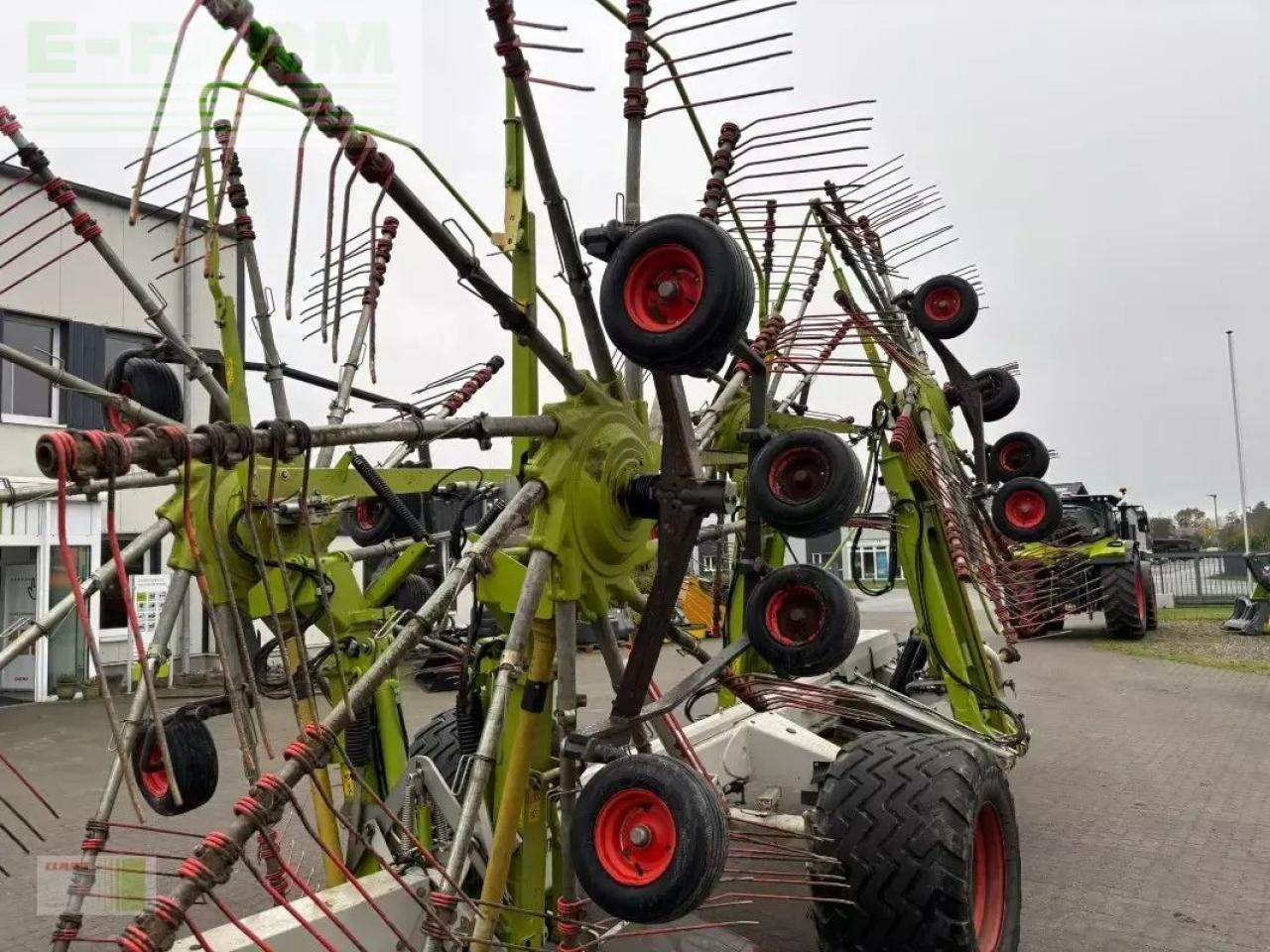 CLAAS liner 3600 comfort - Henificadora: foto 4 CLAAS liner 3600 comfort - Henificadora: foto 4