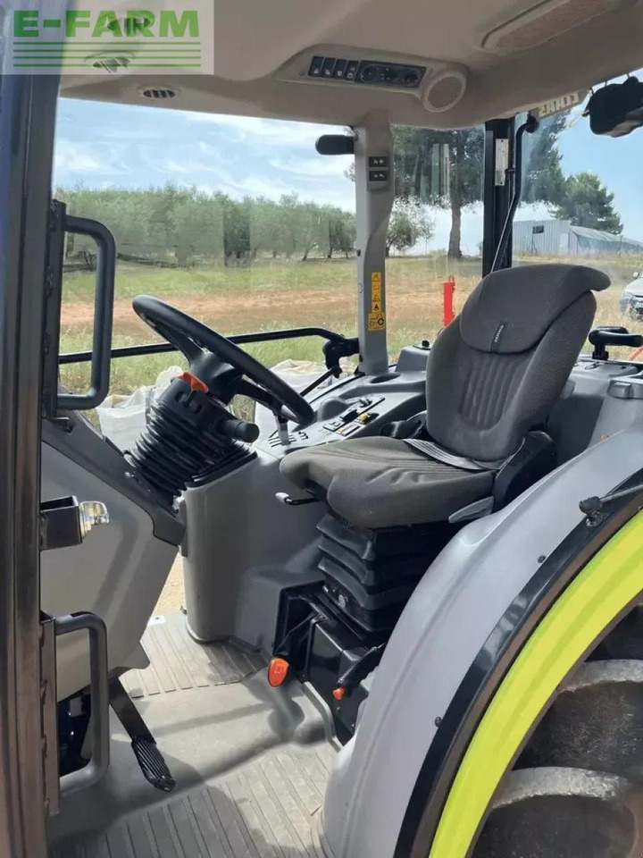 Tractor CLAAS nexos 230 m ls+: foto 10