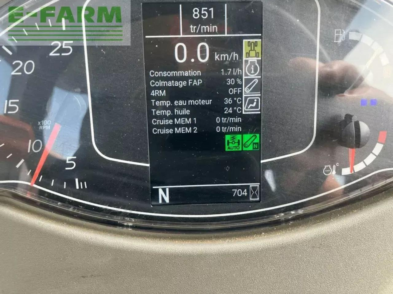 Tractor CLAAS nexos 230 m ls+: foto 8