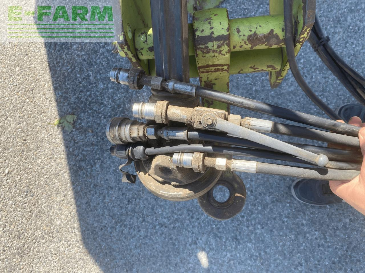 Empacadora de pacas cuadradas CLAAS quadrant 1150: foto 9