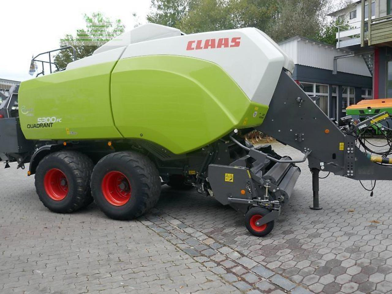 CLAAS quadrant 5300 fc t - Empacadora de pacas cuadradas: foto 4 CLAAS quadrant 5300 fc t - Empacadora de pacas cuadradas: foto 4