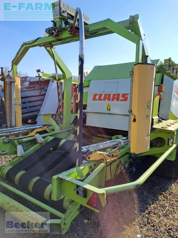 CLAAS rollant 255 rc uniwrap - Empacadora de pacas cuadradas: foto 2 CLAAS rollant 255 rc uniwrap - Empacadora de pacas cuadradas: foto 2