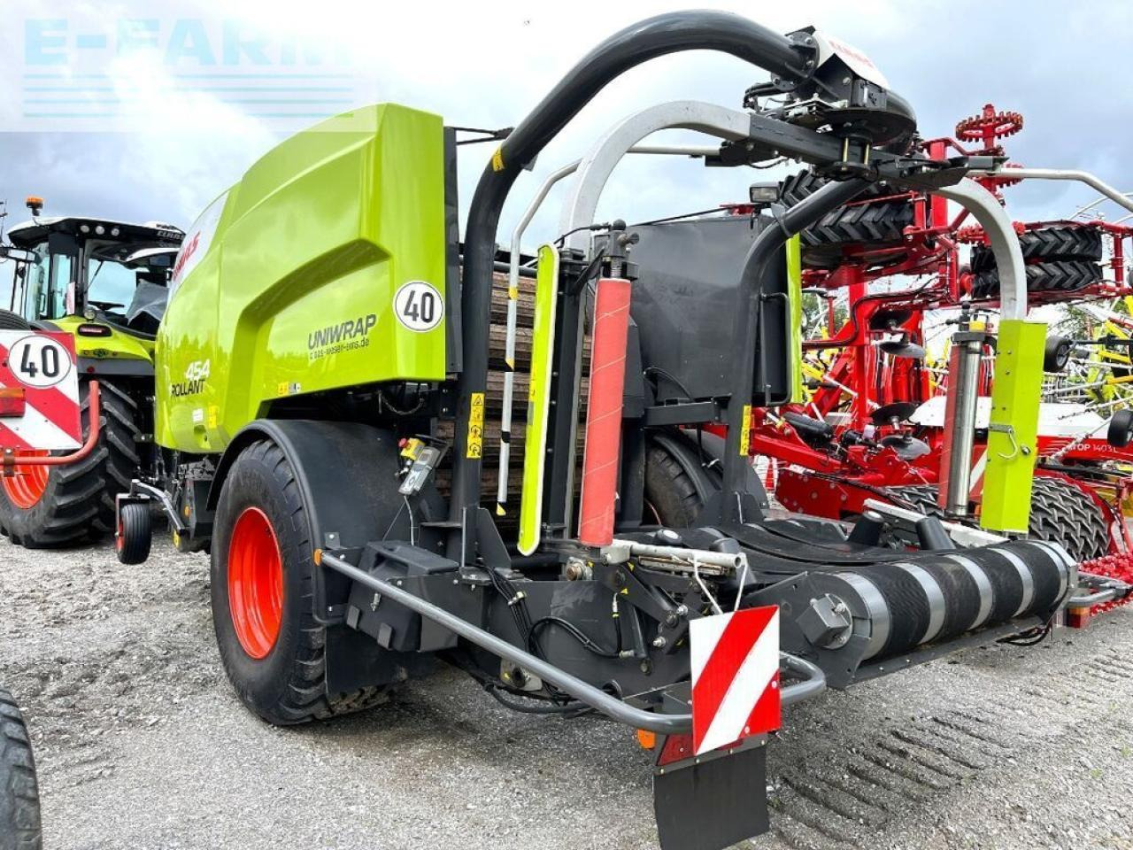 CLAAS rollant 454 rc pro uniwrap - Empacadora de pacas cuadradas: foto 3 CLAAS rollant 454 rc pro uniwrap - Empacadora de pacas cuadradas: foto 3