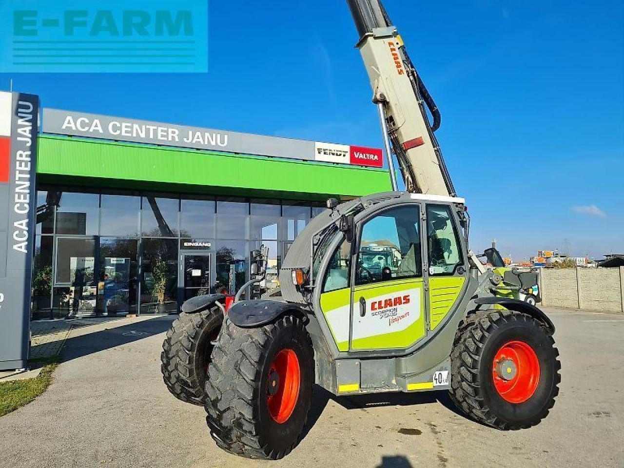 CLAAS scorpion 7045 - Manipulador telescópico: foto 1 CLAAS scorpion 7045 - Manipulador telescópico: foto 1