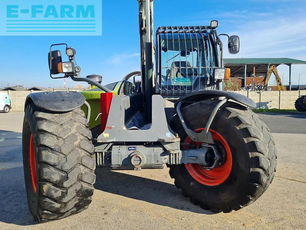 CLAAS scorpion 7045 - Manipulador telescópico: foto 3 CLAAS scorpion 7045 - Manipulador telescópico: foto 3
