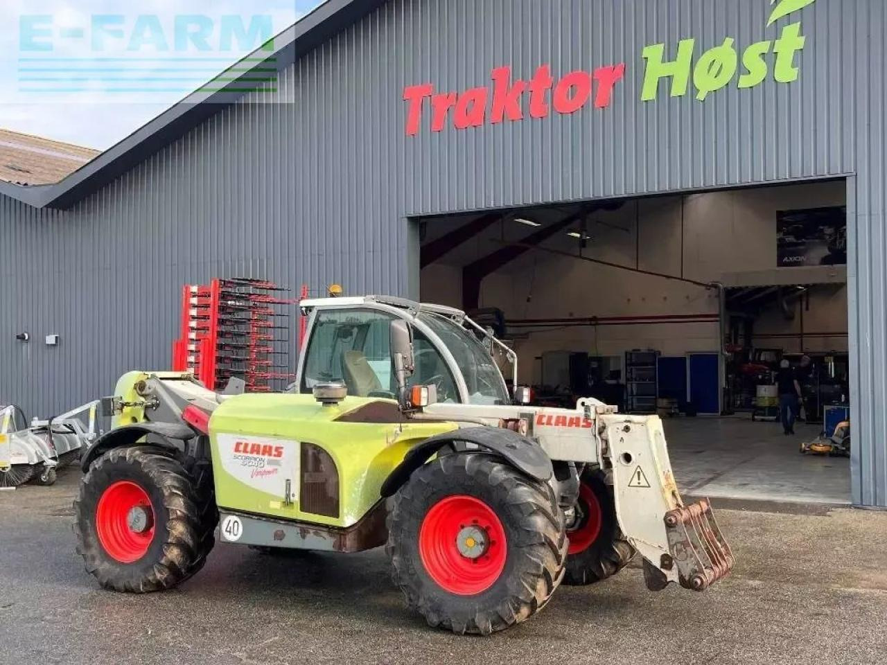 CLAAS scorpion 9040 - Manipulador telescópico: foto 1 CLAAS scorpion 9040 - Manipulador telescópico: foto 1