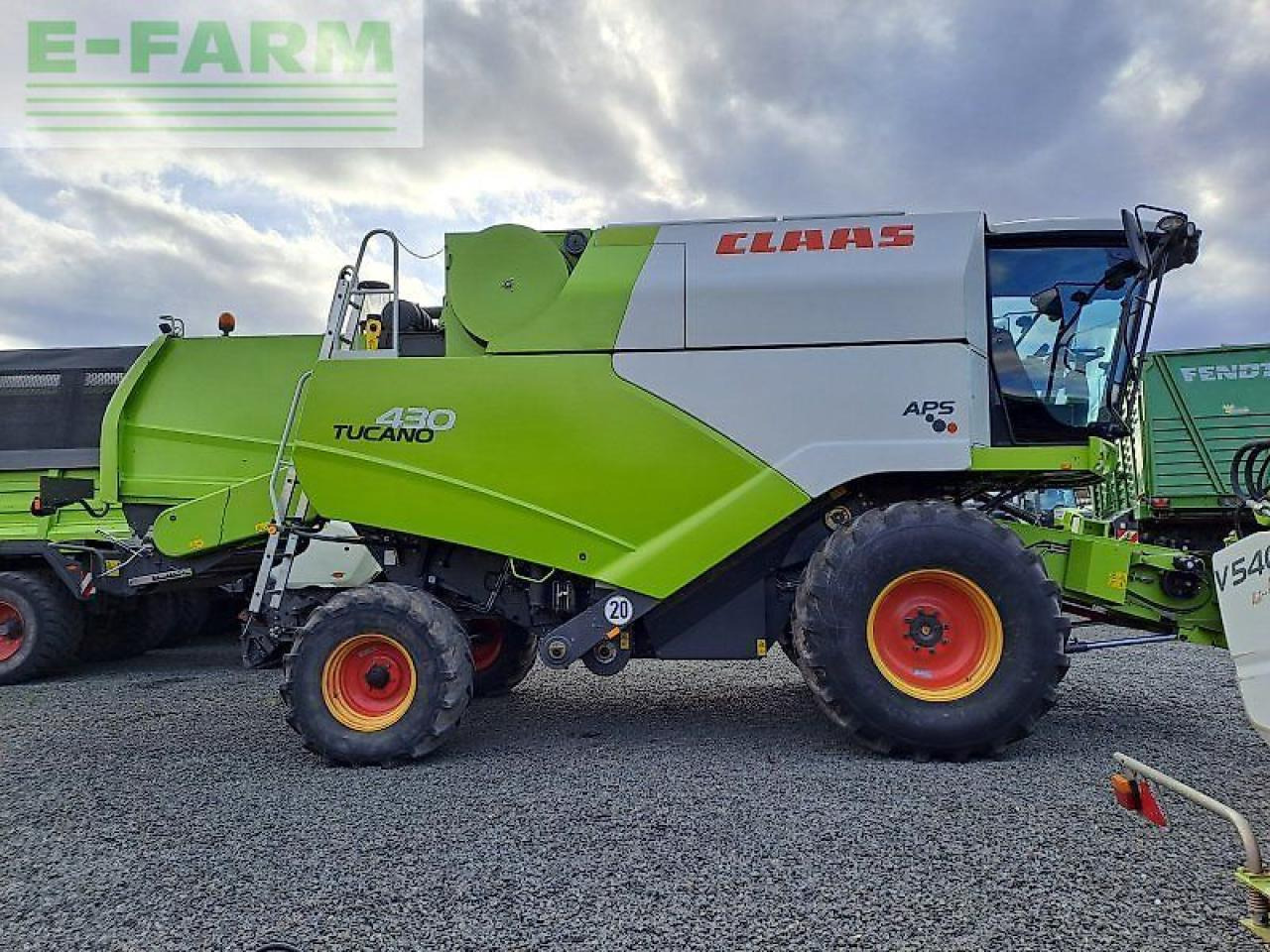 CLAAS tucano 430 - Cosechadora de granos: foto 4 CLAAS tucano 430 - Cosechadora de granos: foto 4