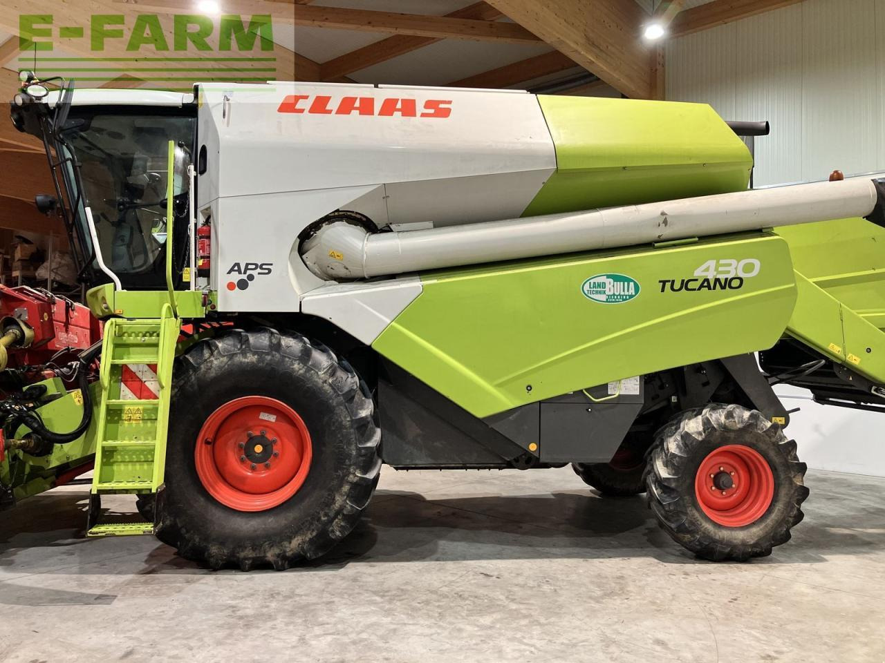 CLAAS tucano 430 - Cosechadora de granos: foto 5 CLAAS tucano 430 - Cosechadora de granos: foto 5