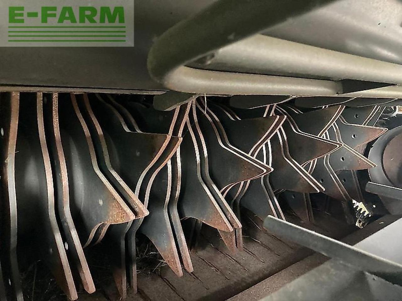 Empacadora de pacas cuadradas CLAAS variant 485 rc pro: foto 6 Empacadora de pacas cuadradas CLAAS variant 485 rc pro: foto 6