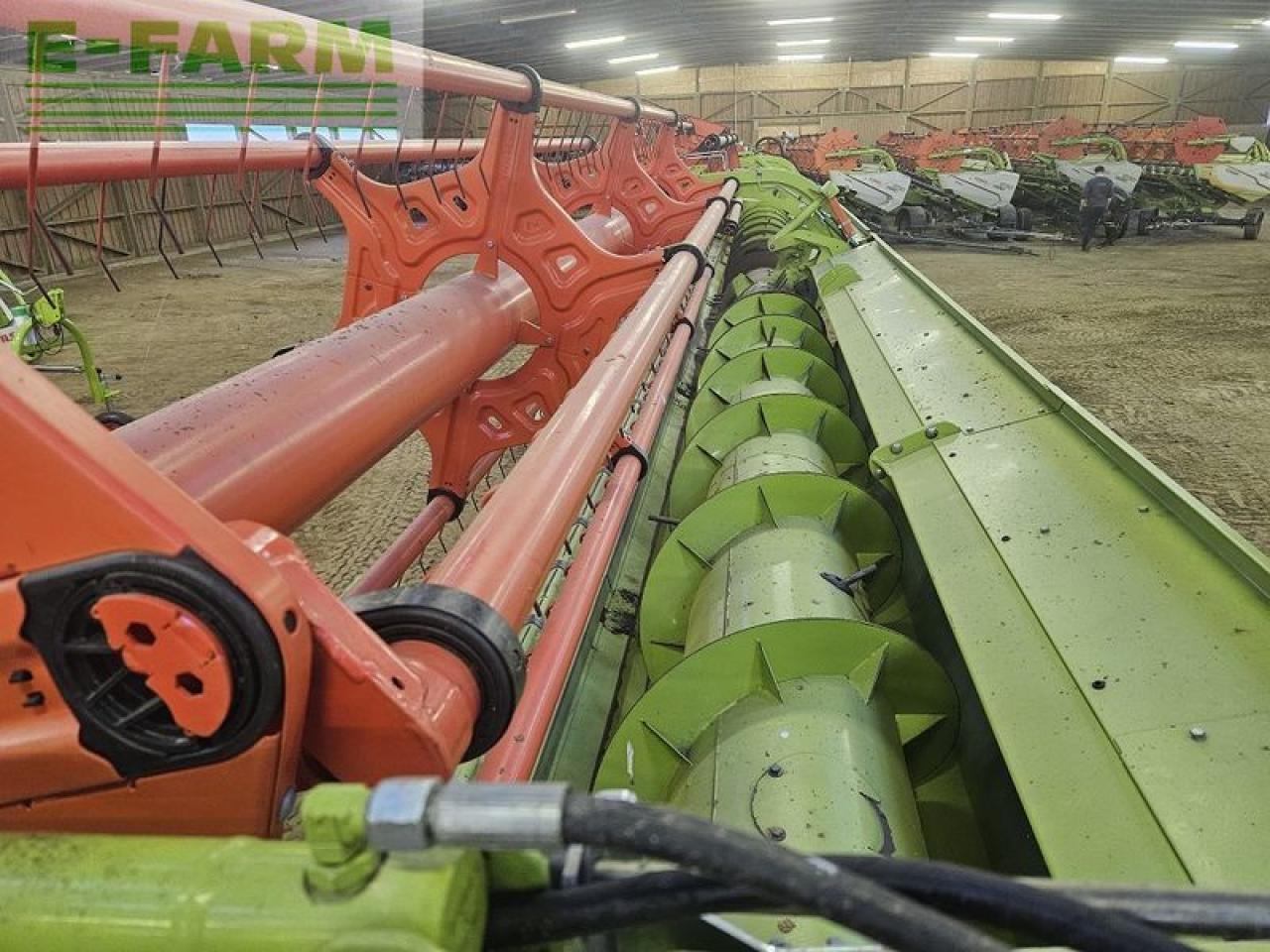 CLAAS vario 1080 + rapstrenner + transportwagen - Cabezal de grano: foto 5 CLAAS vario 1080 + rapstrenner + transportwagen - Cabezal de grano: foto 5