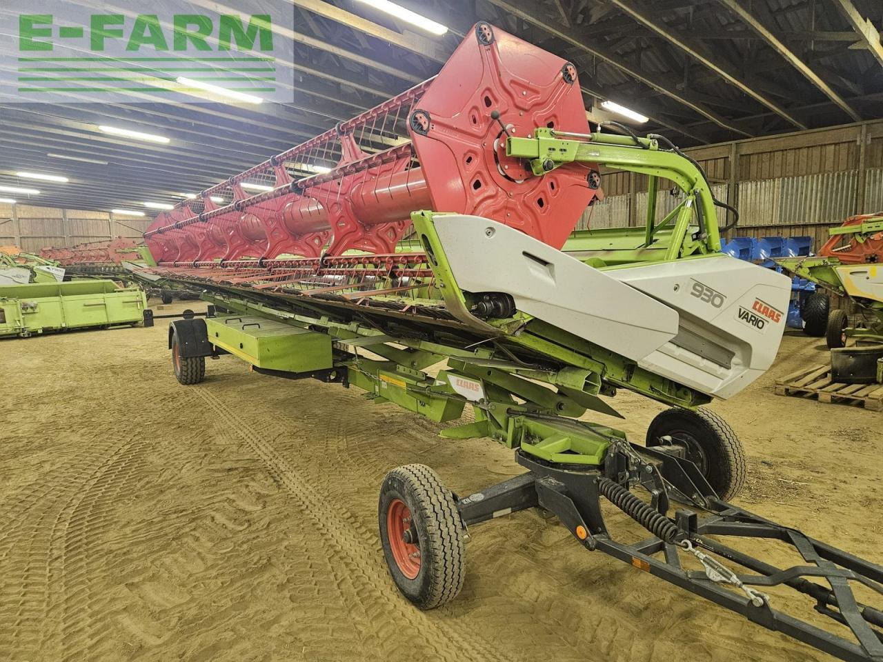 CLAAS vario 930 + 2 rapstrenner + transportwagen - Cabezal de grano: foto 2 CLAAS vario 930 + 2 rapstrenner + transportwagen - Cabezal de grano: foto 2