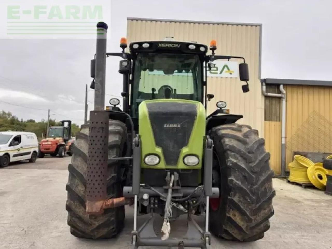 CLAAS xerion 3300 - Tractor: foto 3 CLAAS xerion 3300 - Tractor: foto 3