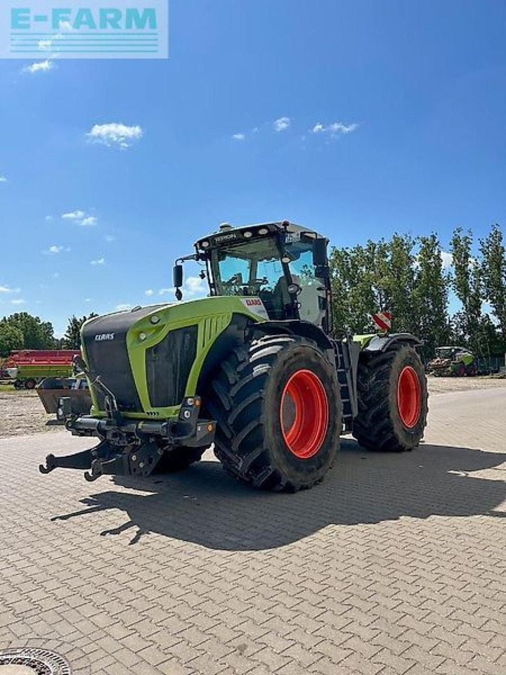 CLAAS xerion 4500 trac vc - Tractor: foto 1 CLAAS xerion 4500 trac vc - Tractor: foto 1