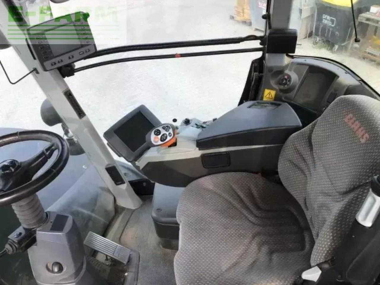 Tractor CLAAS xerion 5000 trac TRAC: foto 7 Tractor CLAAS xerion 5000 trac TRAC: foto 7