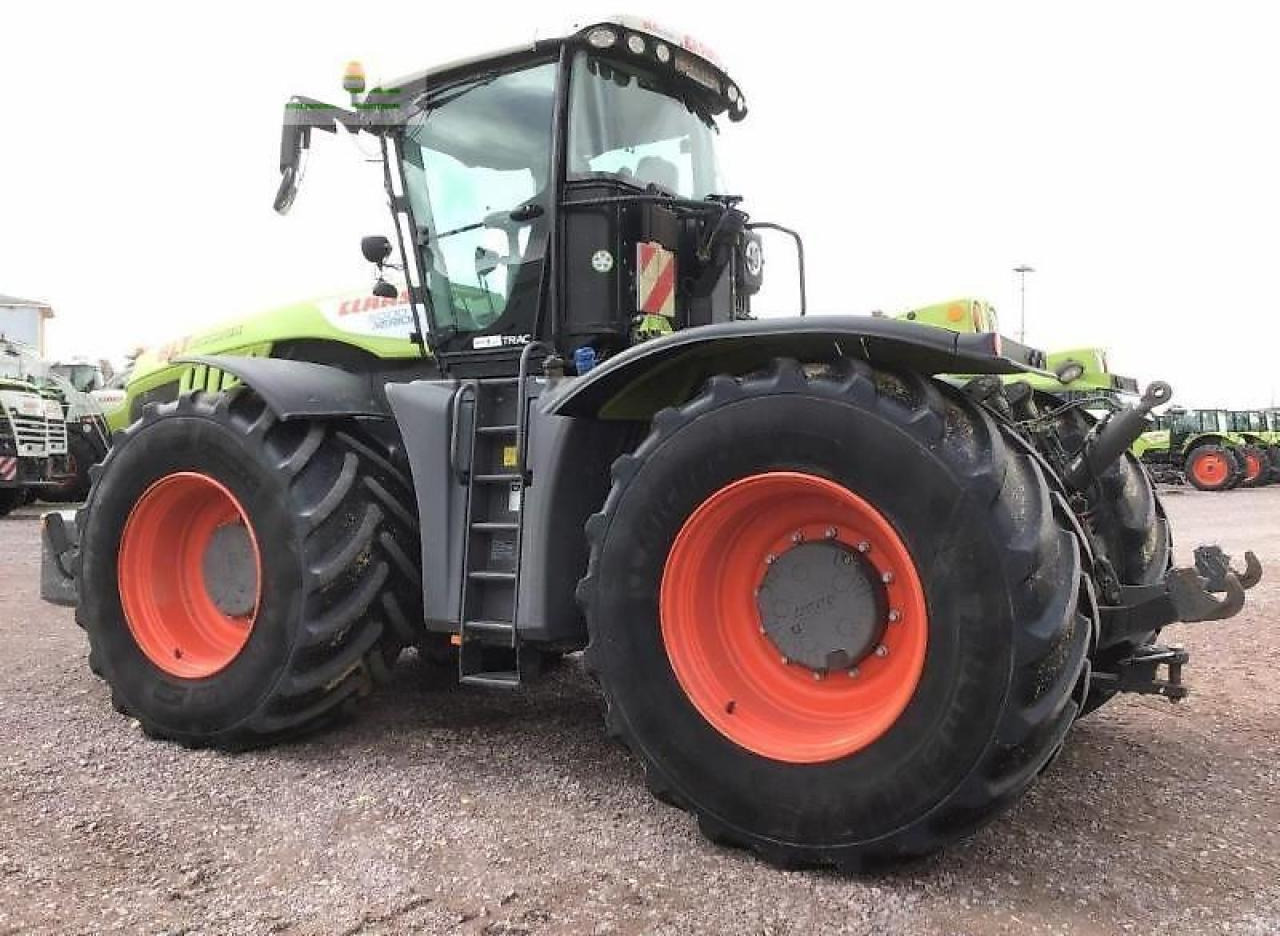 Tractor CLAAS xerion 5000 trac TRAC: foto 6 Tractor CLAAS xerion 5000 trac TRAC: foto 6