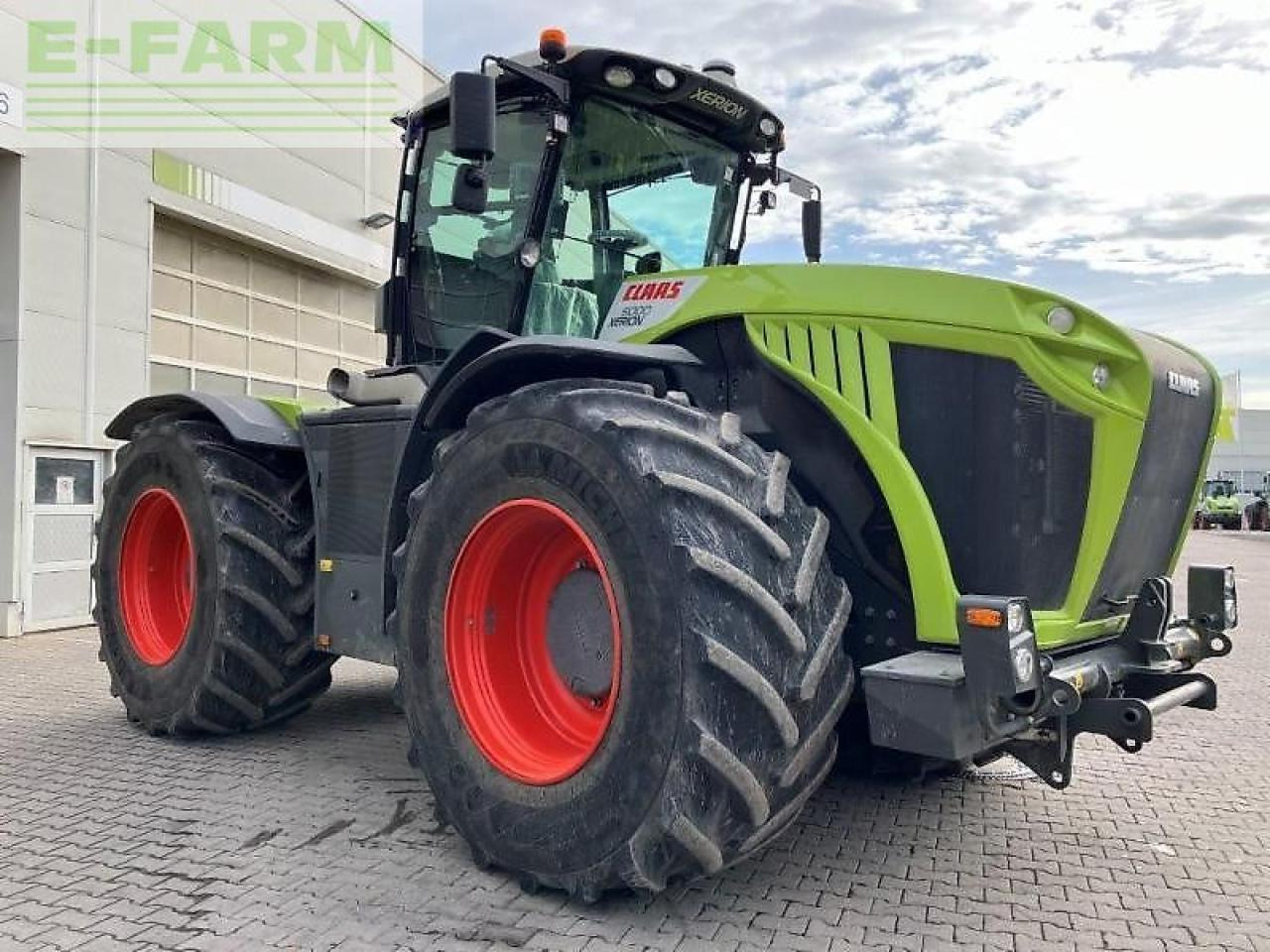 CLAAS xerion 5000 trac TRAC - Tractor: foto 3 CLAAS xerion 5000 trac TRAC - Tractor: foto 3