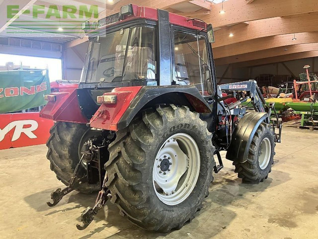 Case-IH 4230 xl a - Tractor: foto 3 Case-IH 4230 xl a - Tractor: foto 3