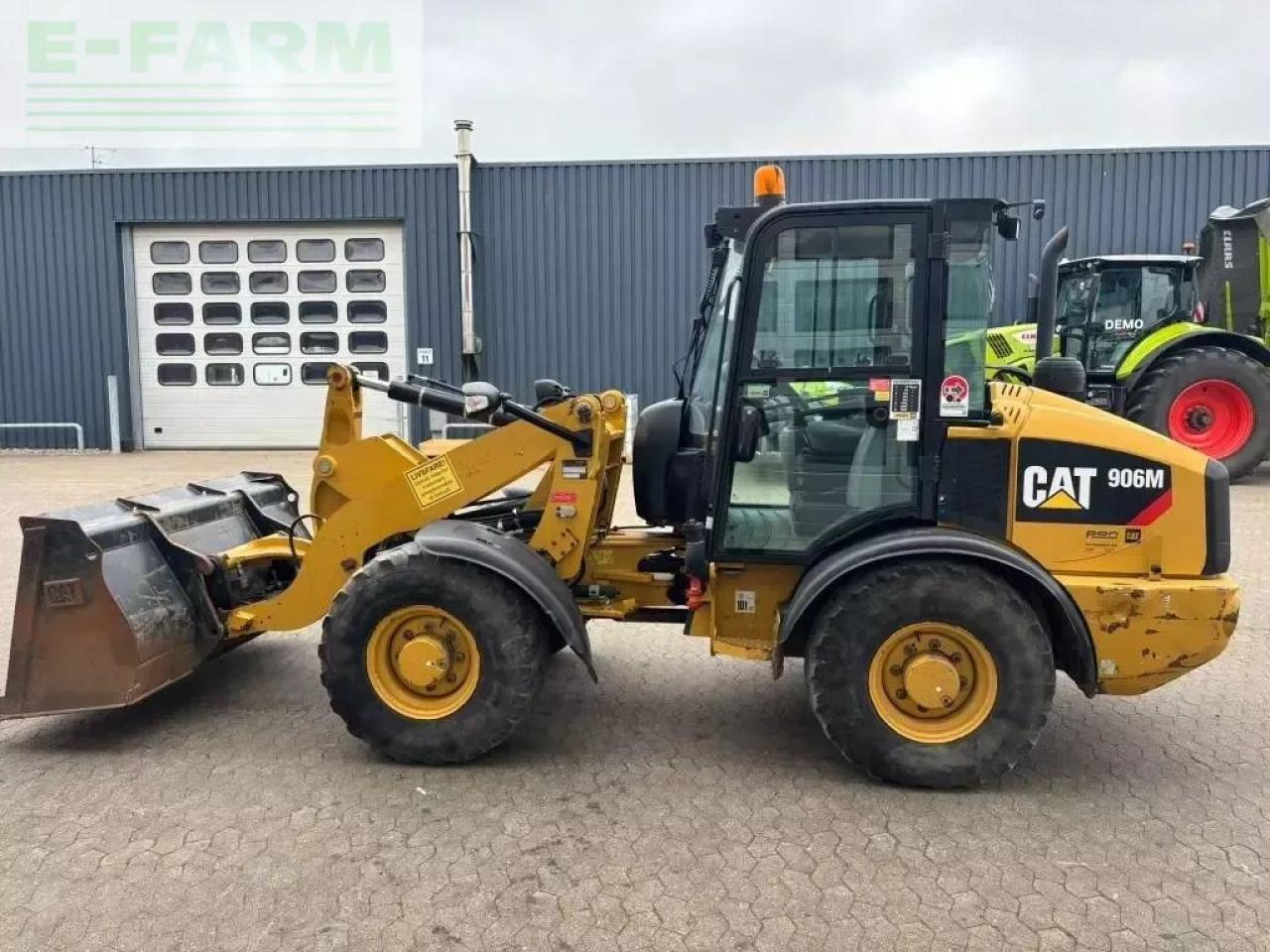 Caterpillar 906 m - Miniexcavadora: foto 3 Caterpillar 906 m - Miniexcavadora: foto 3