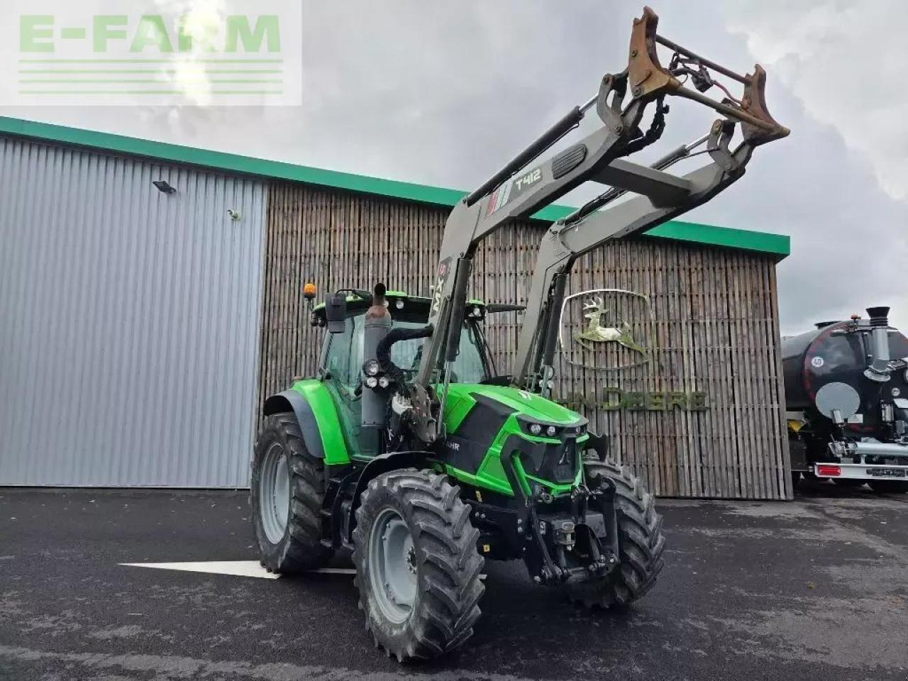 Deutz-Fahr 6120 powershift - Tractor: foto 1 Deutz-Fahr 6120 powershift - Tractor: foto 1