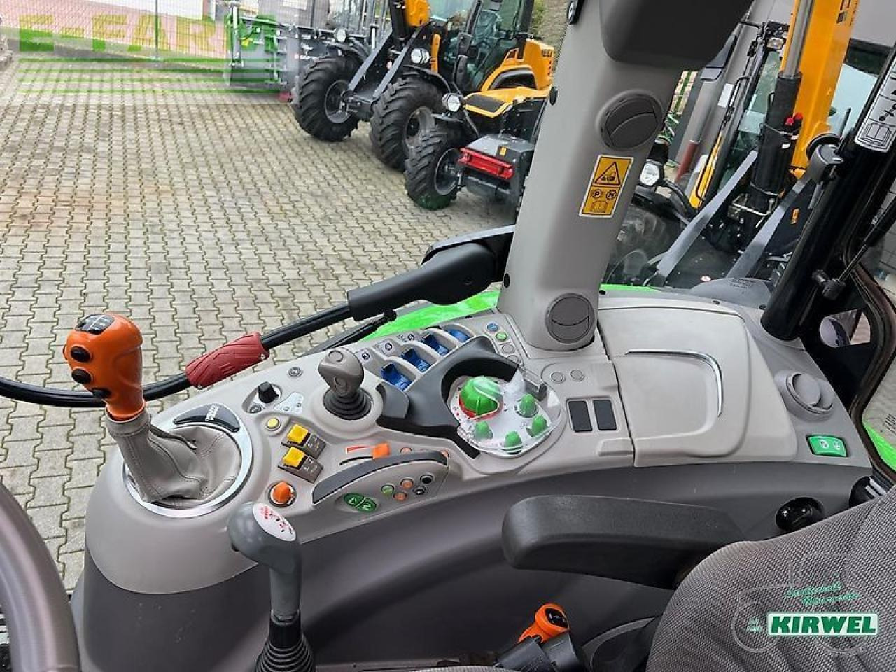 Tractor Deutz-Fahr 6130: foto 12