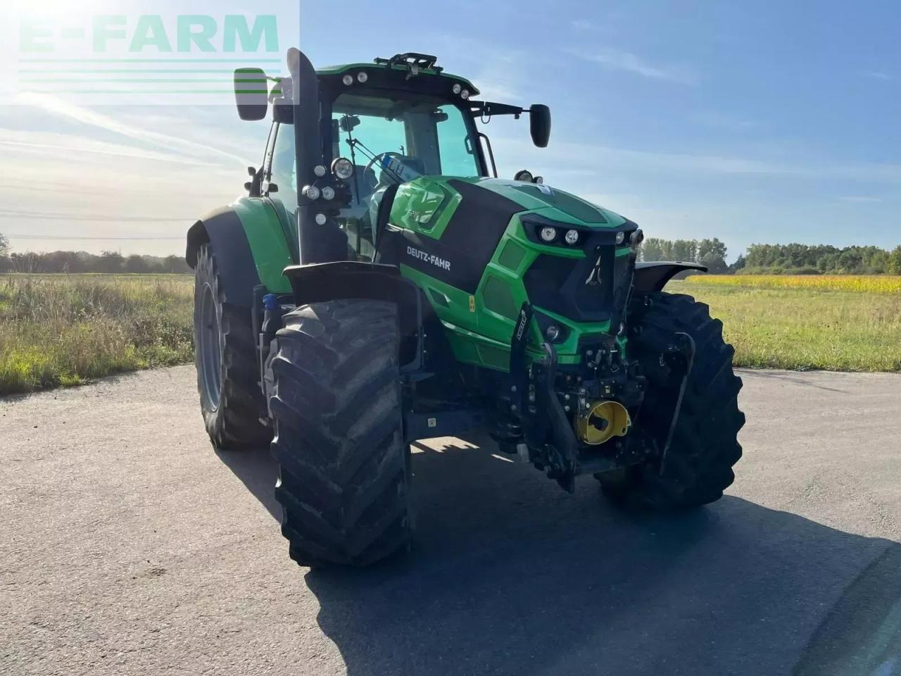 Deutz-Fahr agrotron 6215 ttv TTV - Tractor: foto 1 Deutz-Fahr agrotron 6215 ttv TTV - Tractor: foto 1