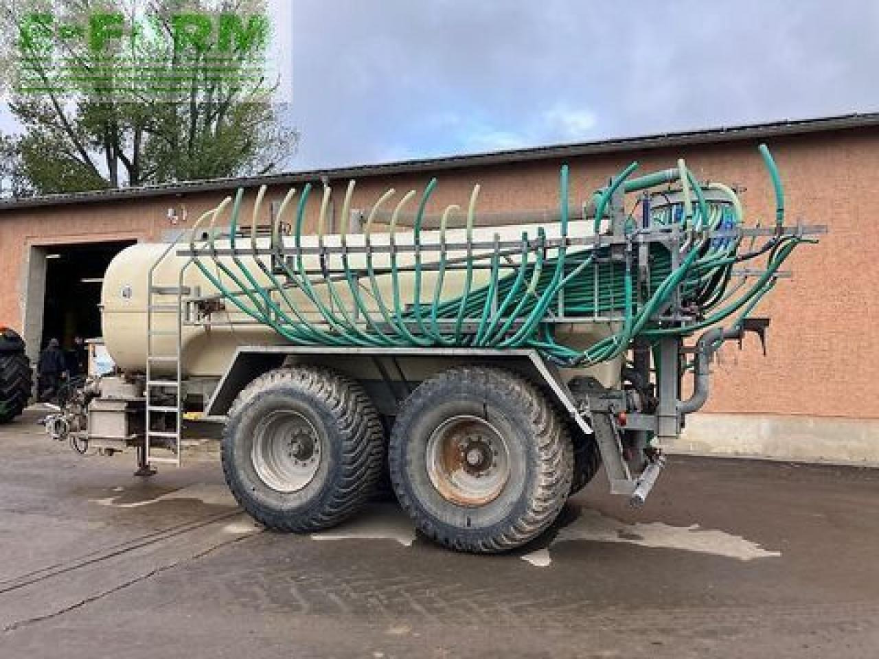 Eisele fw 240/160 mit vogelsang 12m schleppschlauch - Cuba de purín: foto 2 Eisele fw 240/160 mit vogelsang 12m schleppschlauch - Cuba de purín: foto 2