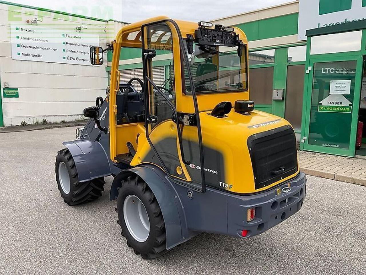 Eurotrac t 13-cf - Miniexcavadora: foto 4 Eurotrac t 13-cf - Miniexcavadora: foto 4