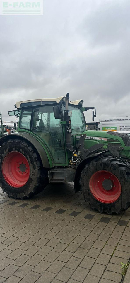 Tractor Fendt 211 S: foto 11