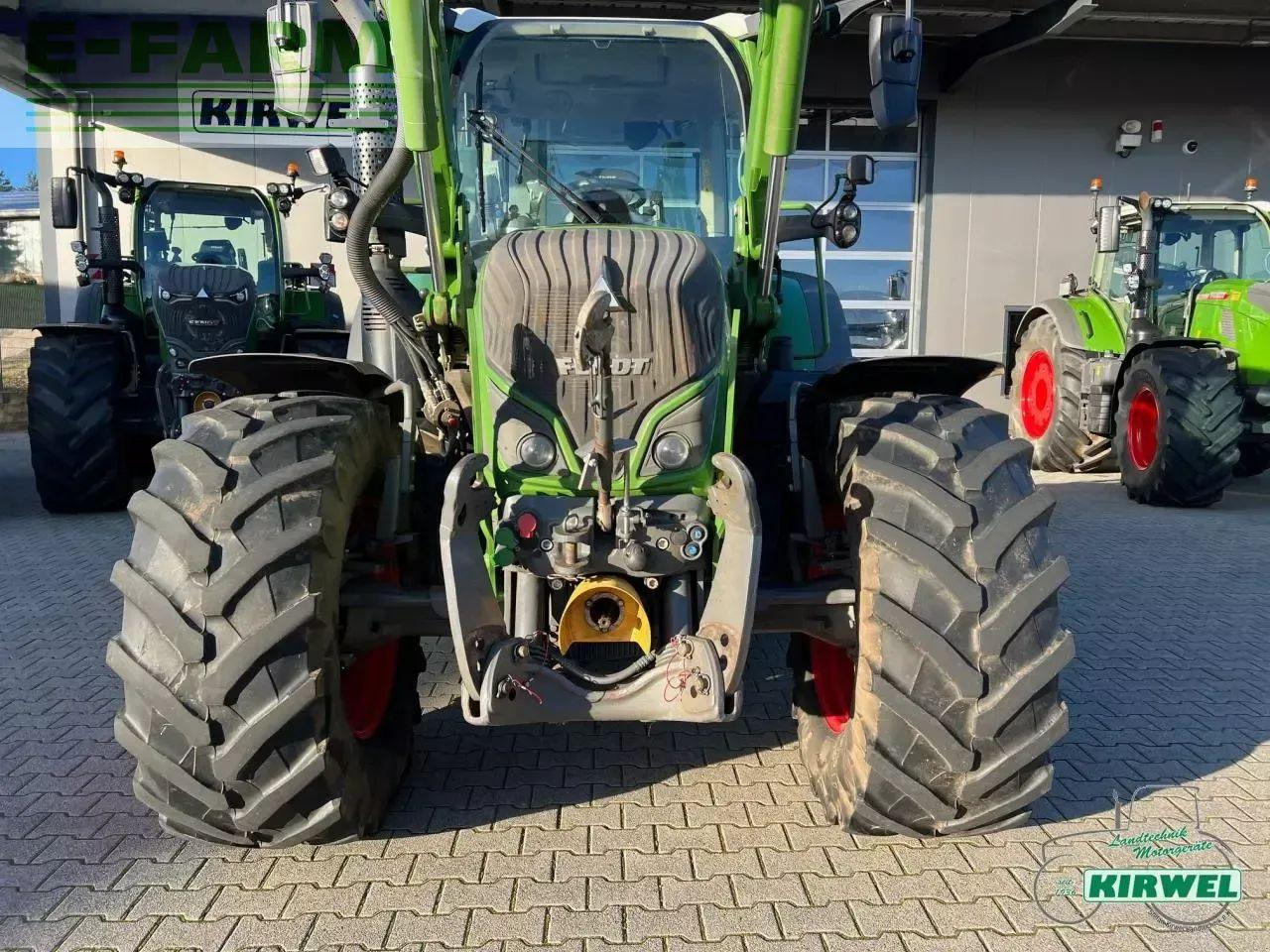 Tractor Fendt 516 vario s4: foto 8