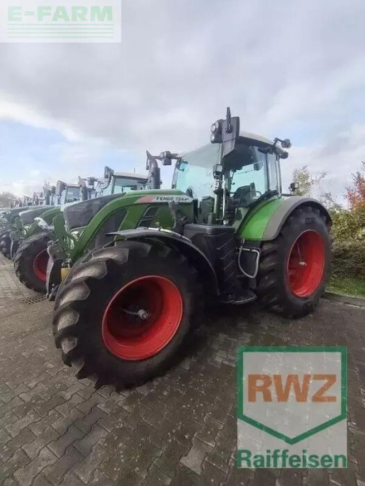 Fendt 724 - Tractor: foto 1 Fendt 724 - Tractor: foto 1