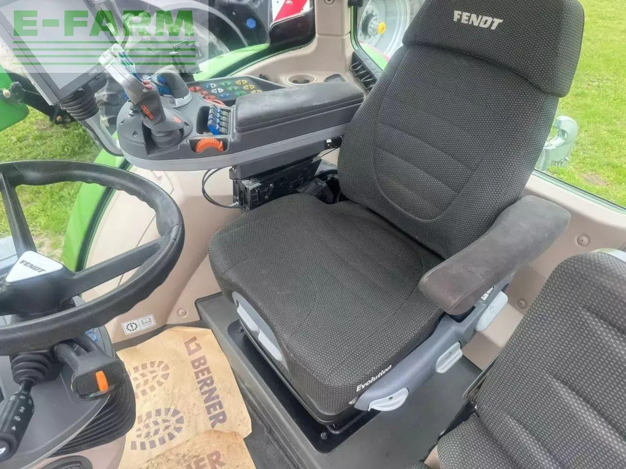 Fendt 724 - Tractor: foto 2 Fendt 724 - Tractor: foto 2