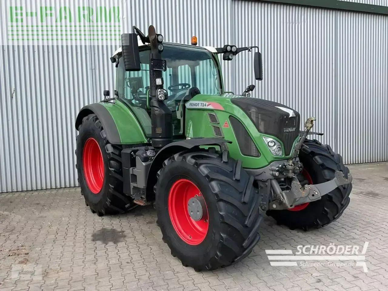 Fendt 724 vario s4 profi plus ProfiPlus - Tractor: foto 1 Fendt 724 vario s4 profi plus ProfiPlus - Tractor: foto 1